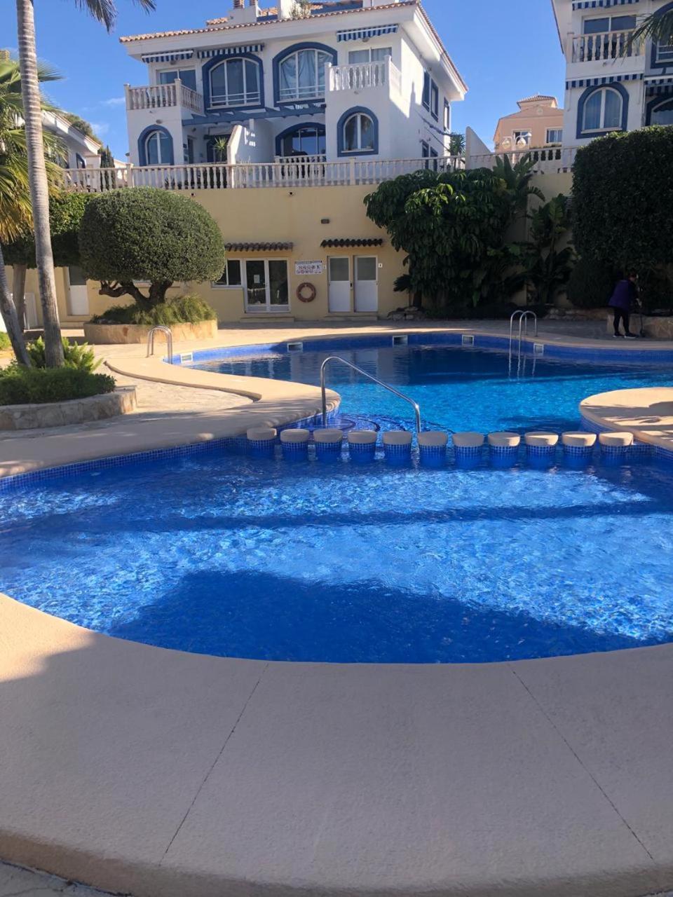 Bungalow Elena Casanova Калпе Екстериор снимка
